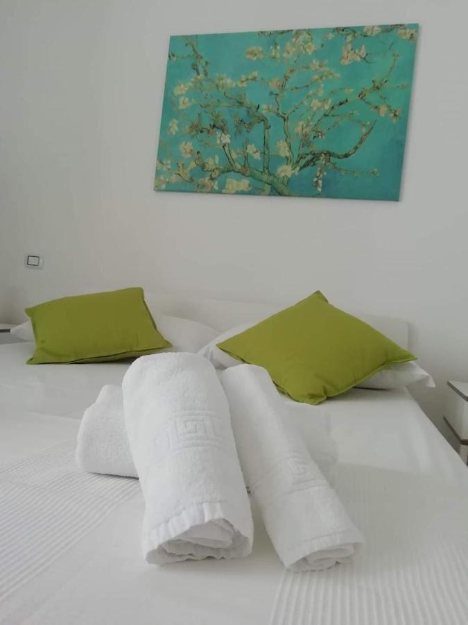 B&B Sole Mare Vento Maruggio Luaran gambar