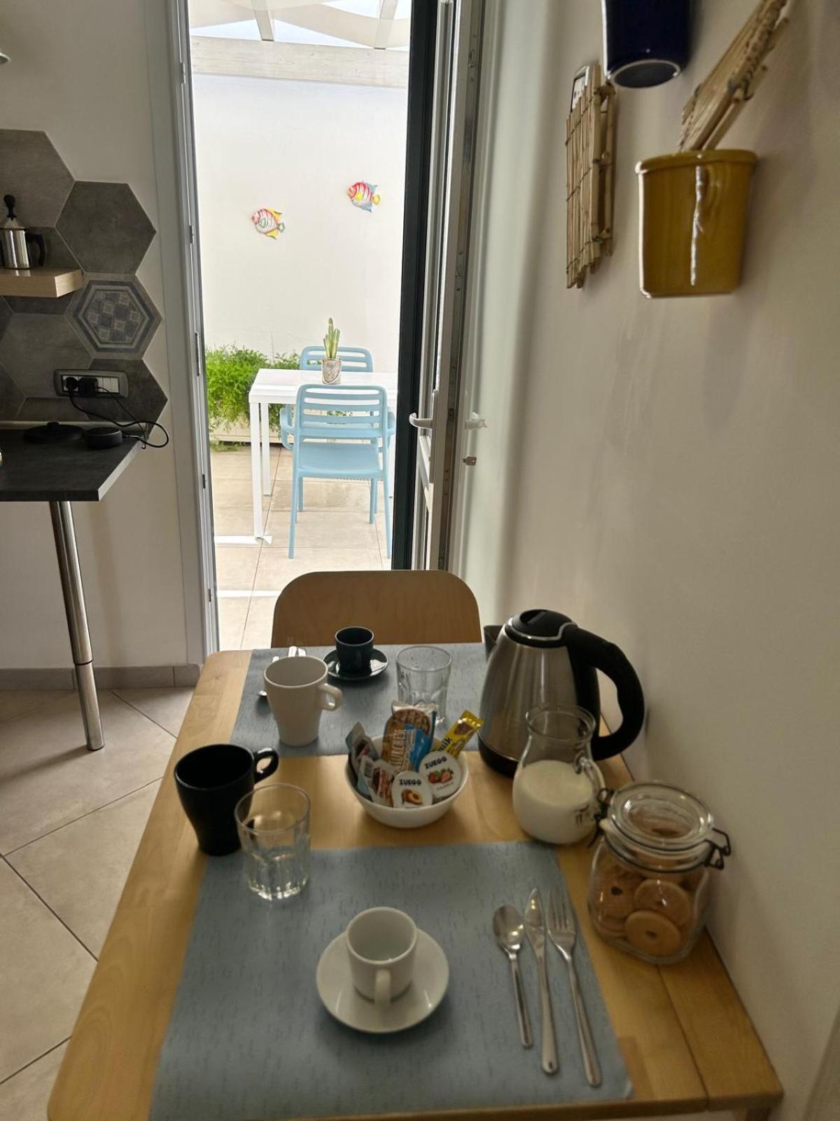 B&B Sole Mare Vento Maruggio Luaran gambar